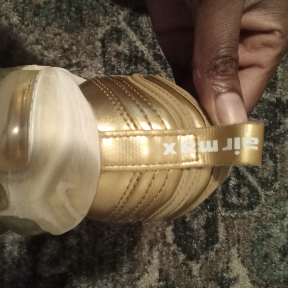 Nike Metallic Gold Slip-On Air Max - Picture 4 of 7